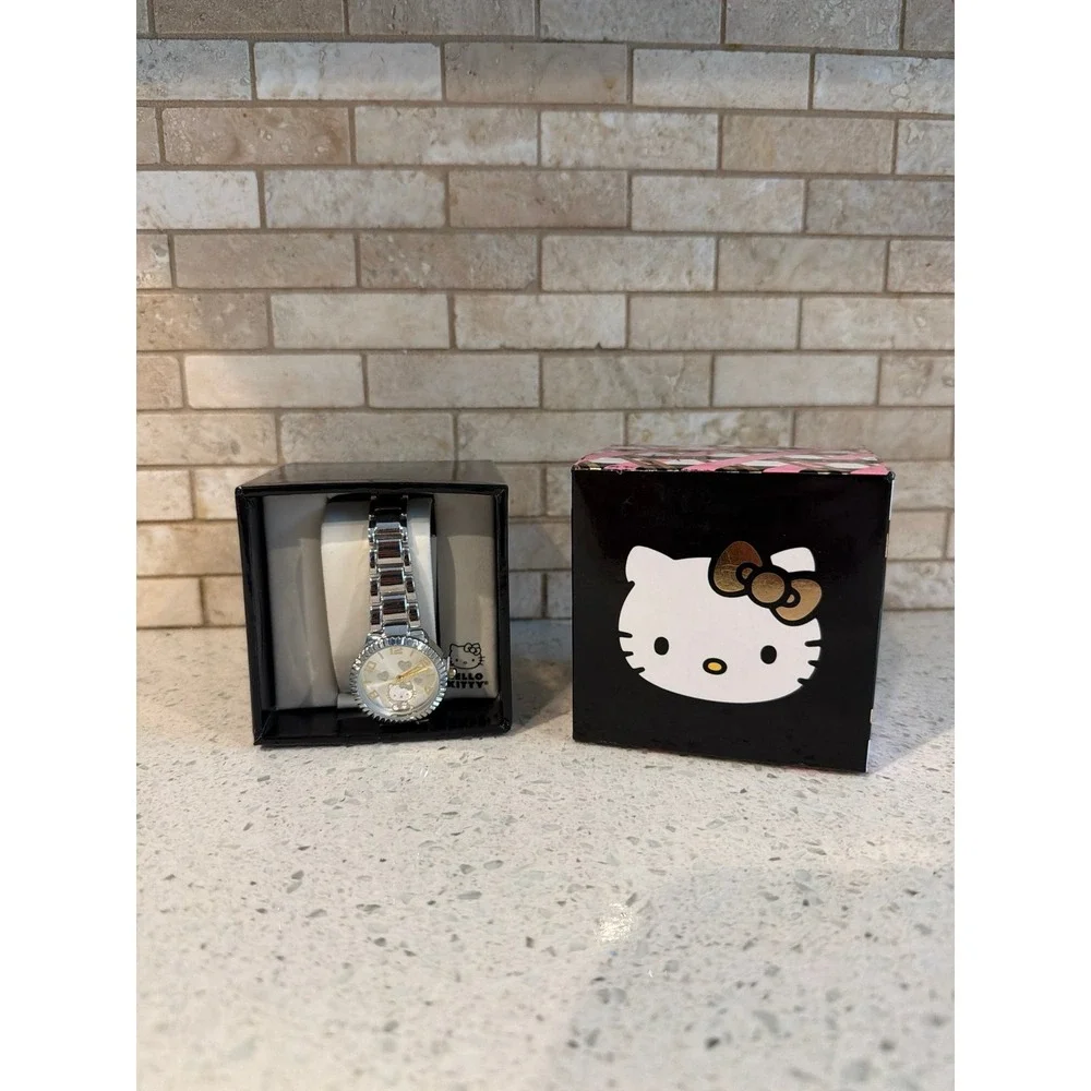 Hello Kitty Sanrio HKAQ5819J Women's Bracelet Watch Silver Tone New In Box